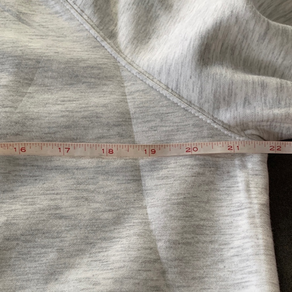 NWT Mixed Size 2pc Thrive Gray L Sweatshirt and M Sweatpants Athleisure Set - Picture 13 of 15